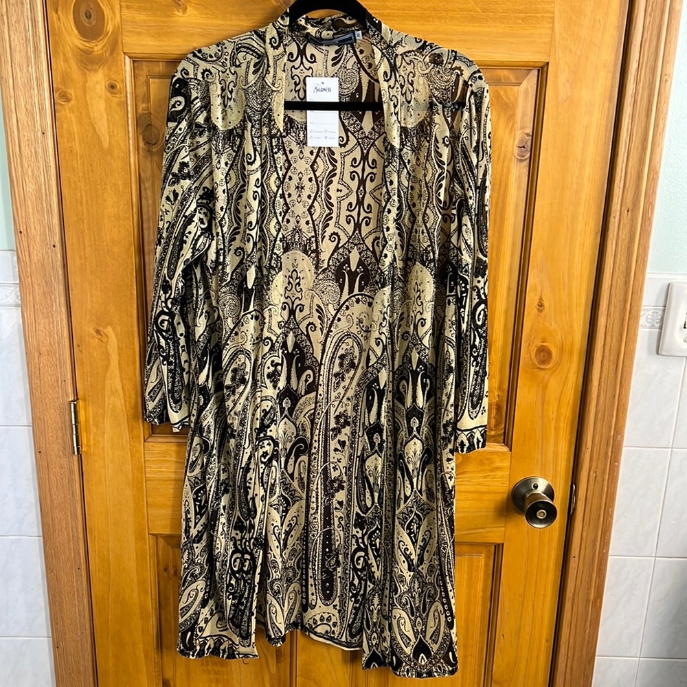 NWT Highness sheer duster size XL